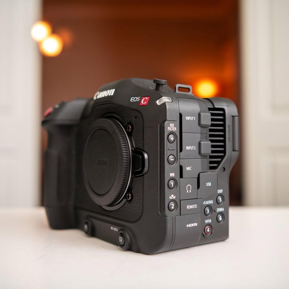 Canon C70 Cinema Camera - Image 8