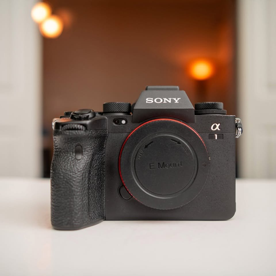 Sony A1 Camera (no wifi) - Image 11