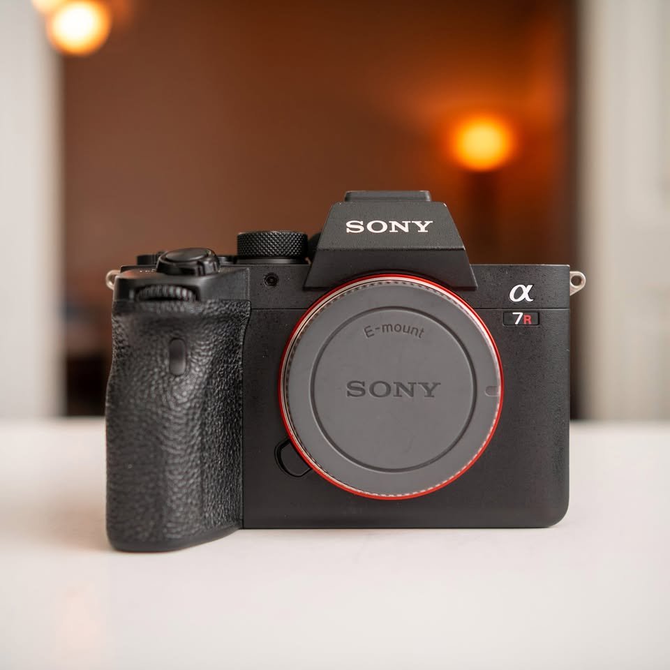 Sony A7R IV camera - Image 4