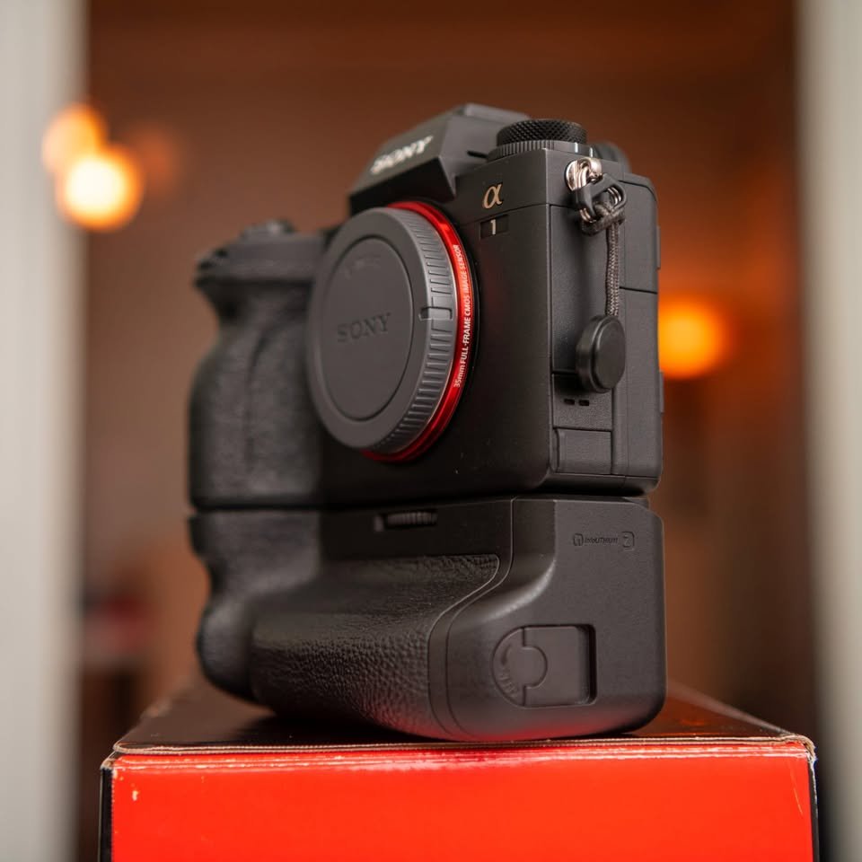 Sony A1 Camera with Grip - Image 5