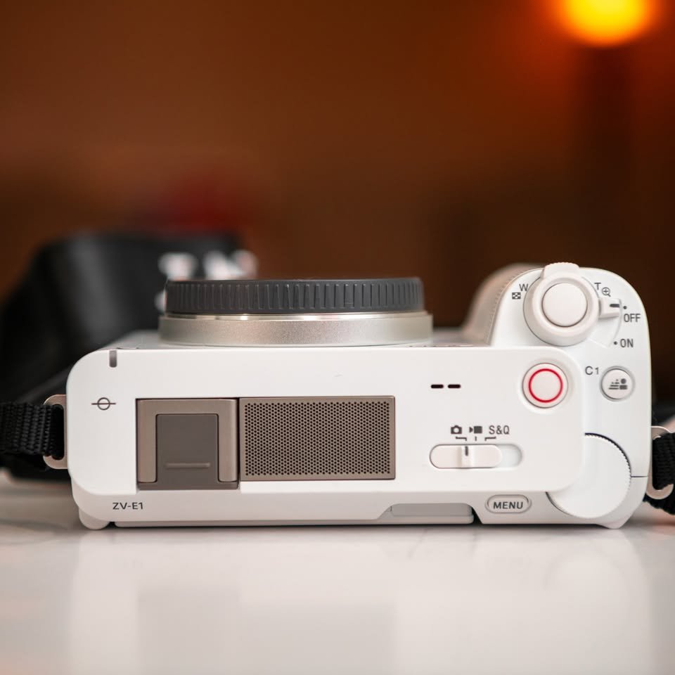 Sony ZV-E1 Camera Body - Image 5
