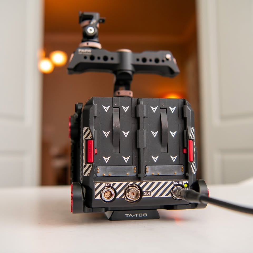 Red Komodo 6K Cinema Camera - Image 7