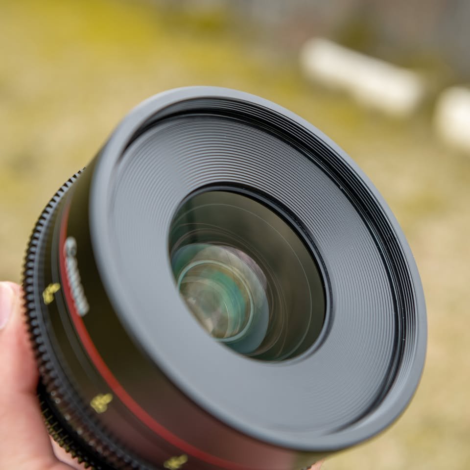 Canon CN-E 35MM T1.5 LF Cine lens (ef mount) - Image 7