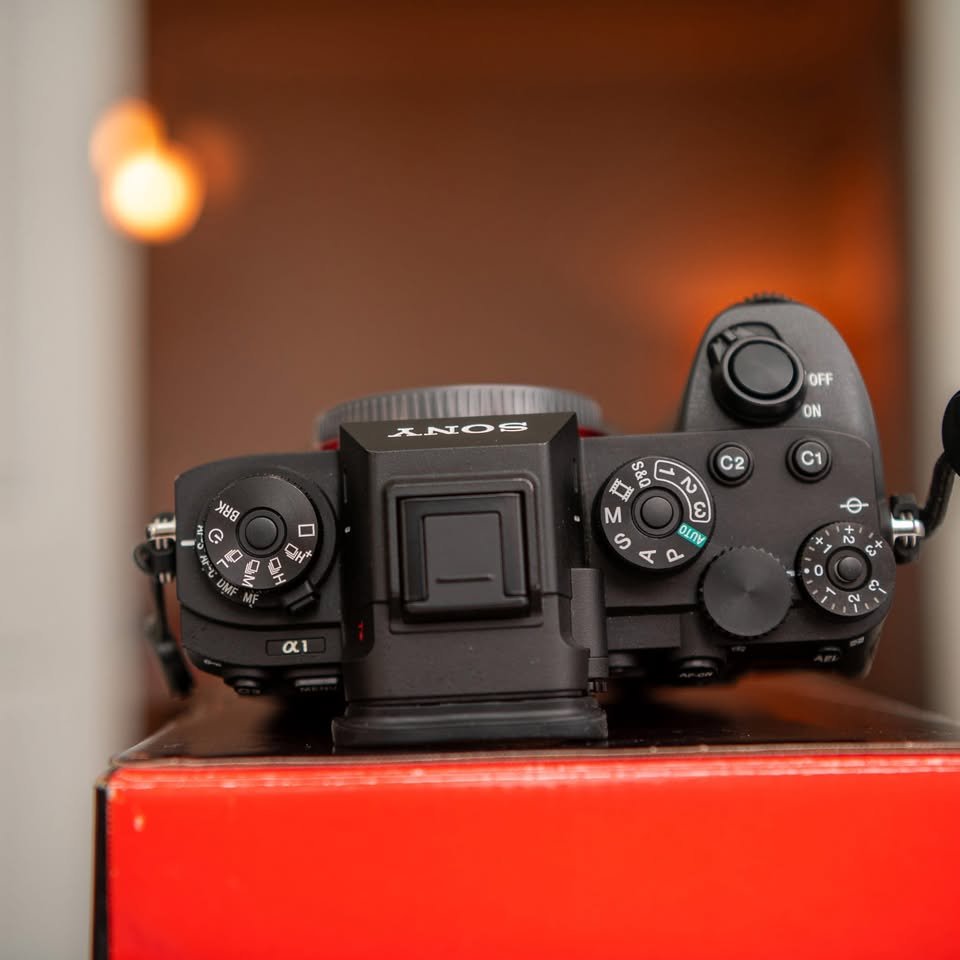 Sony A1 Camera with Grip - Image 8